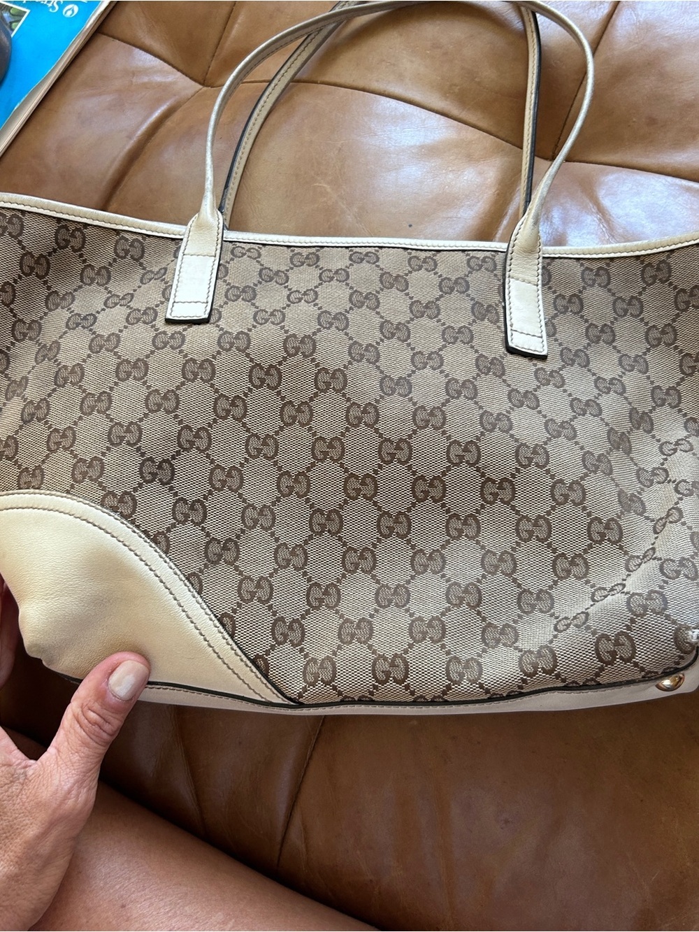 Gucci Bag - Picture 8 of 12